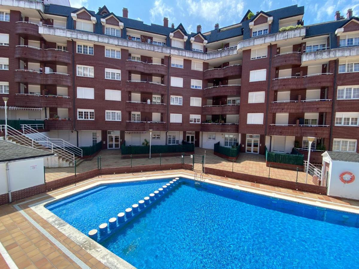 Paraiso Soleado: Piso Con Terraza, Piscina Y Garaje A 5 Min De Playa Castro Urdiales Exterior photo